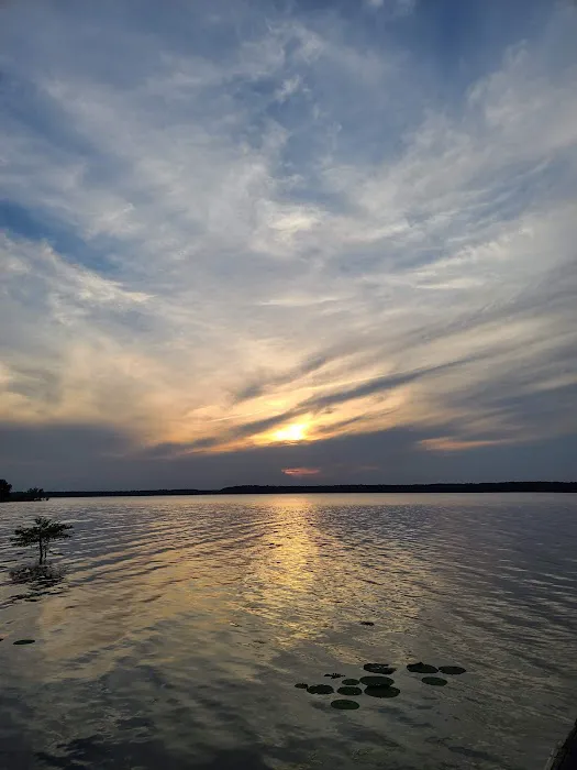 Lake Columbia RV Park 8