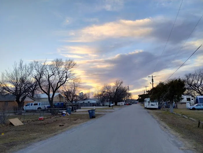 Plaza RV and Trailer Park 4