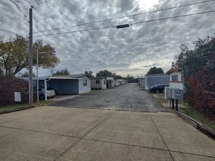 Lewisville Mobile Home Park 3