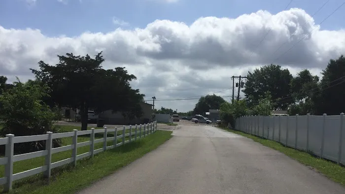 Happy Mobile Home Park 5