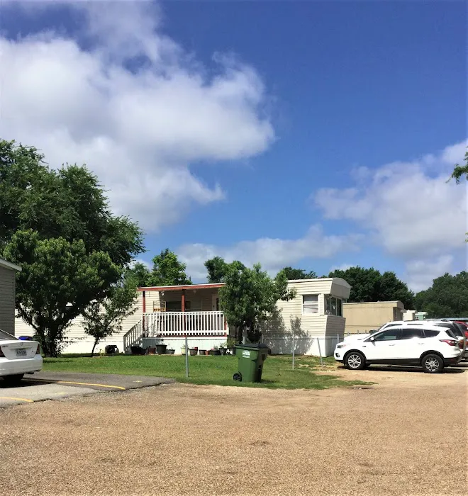 Happy Mobile Home Park 10