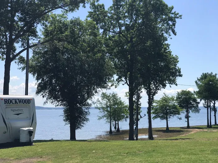 Best Park RV Park and Marina 2