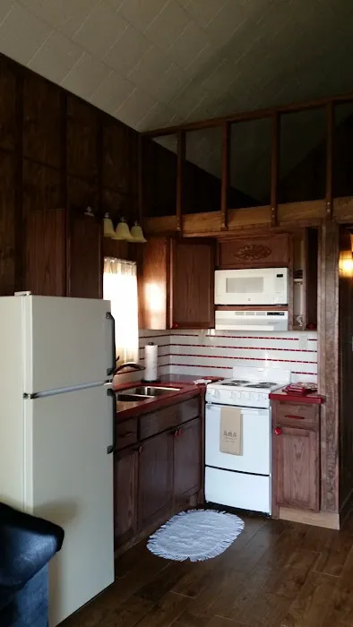 The Byrd's Nest RV Park & Cabins 1