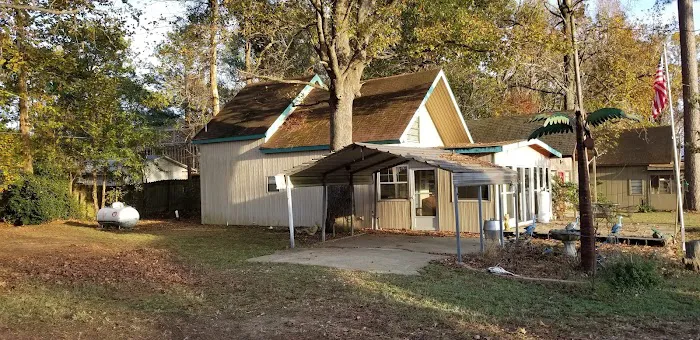 The Byrd's Nest RV Park & Cabins 6