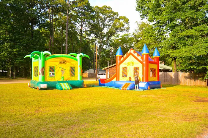 Lost Frontier RV Park and Bar & Grill 4