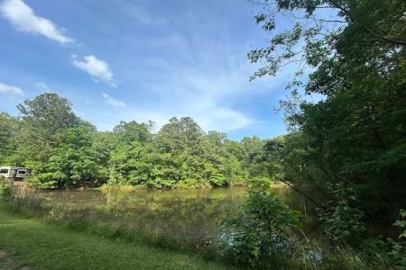 Village Oaks RV Park
