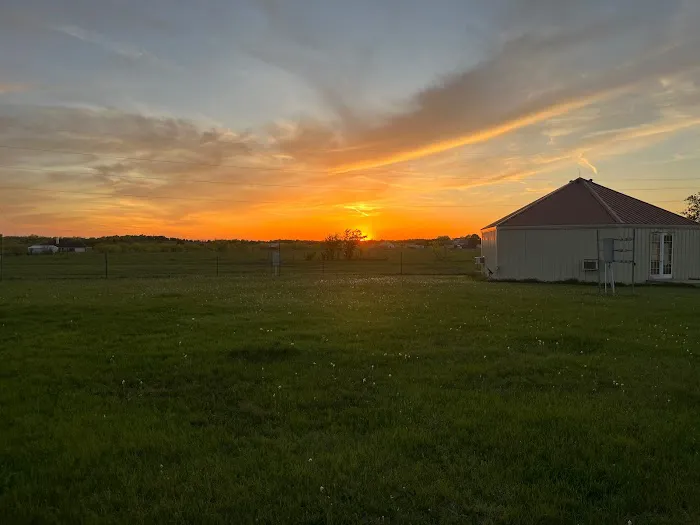 LoneStar Station RV Ranch & Studios 3
