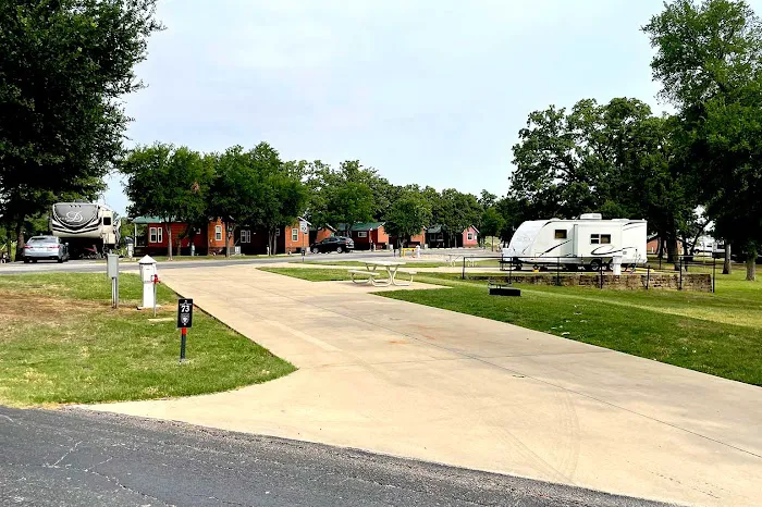 The Vineyards Campground & Cabins 10