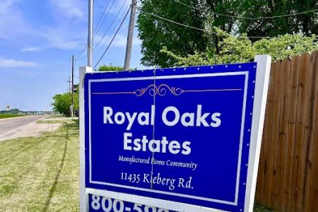 Royal Oaks MHC