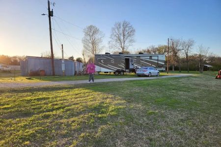 Sunrise Cove RV Resort