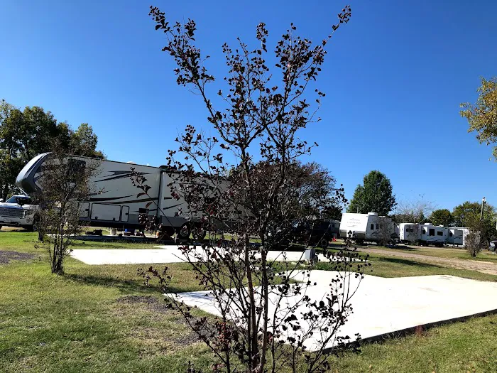 Pine Gardens RV Park and Campground 2