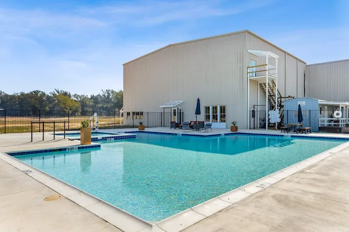 Blue Sky Cedar Creek Lake RV Park 6