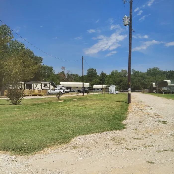 Charlies Place RV park 9