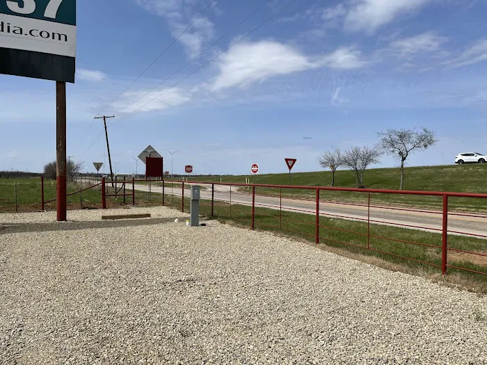 Expressway RV Park 6