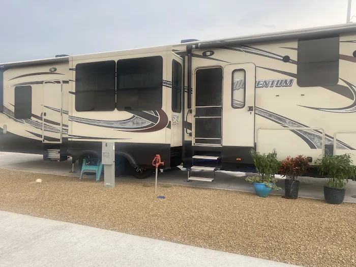Flatland RV Park 5
