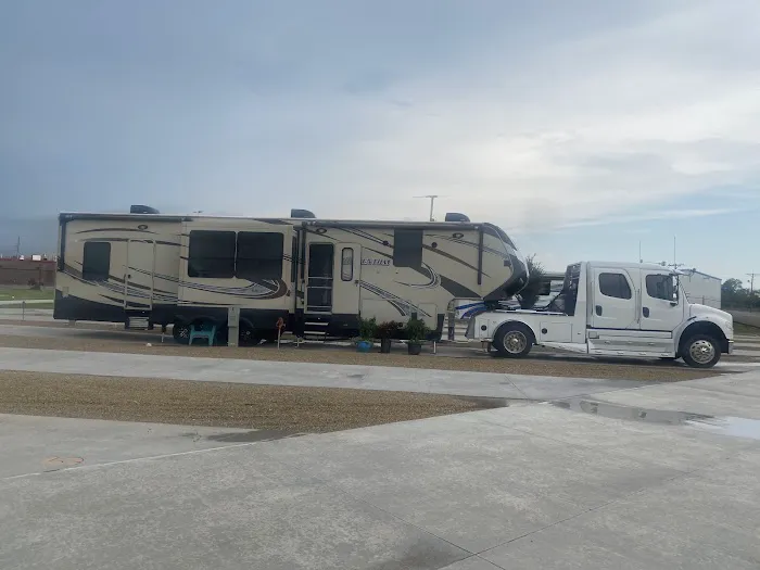Flatland RV Park 4