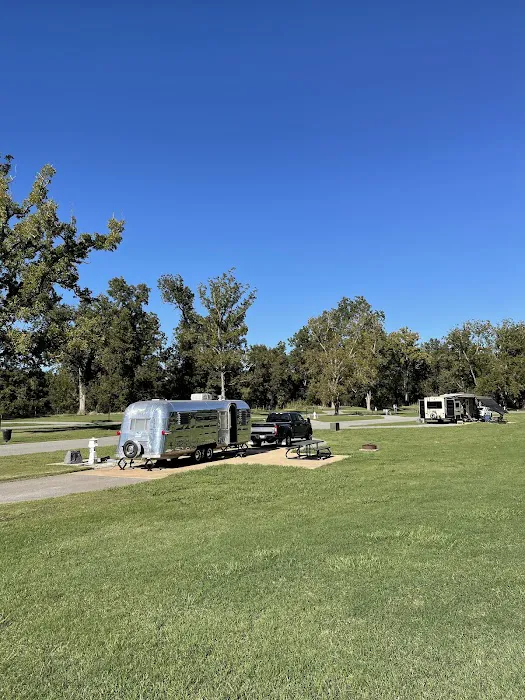 Grand Ecore RV Park 10