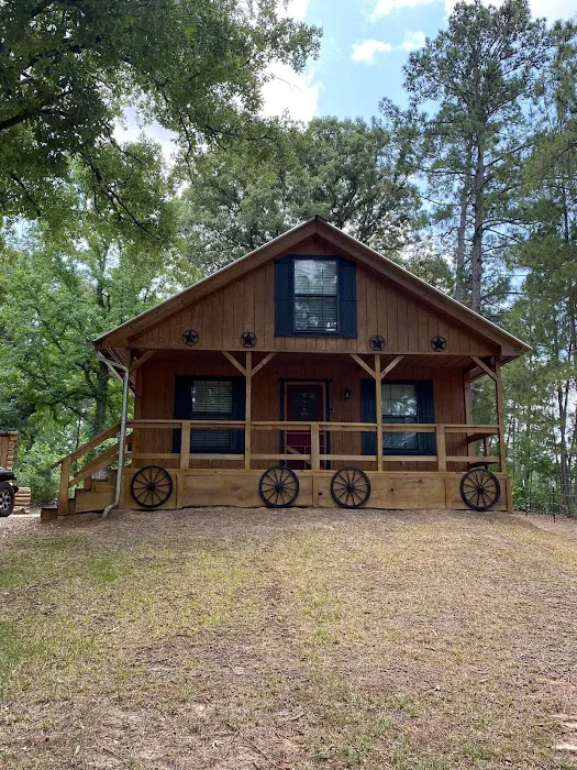 HWY 147 Bass Cabins & RV Hookups 9