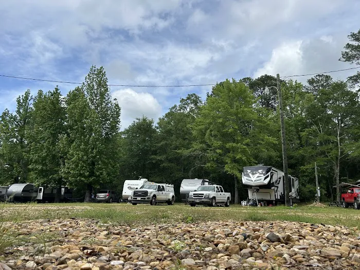 Flynn's Camping Grounds 3