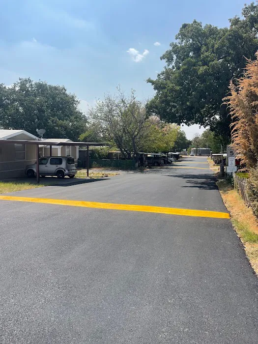 Oakleaf Mobile Home Park 4
