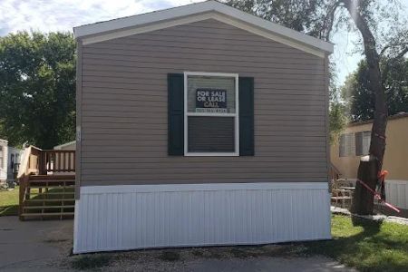Meadowlark Manufactured Home Community
