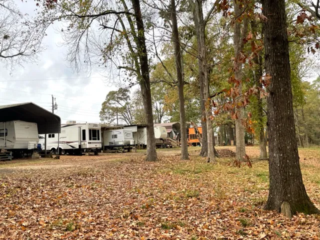 Kervins RV Park 8