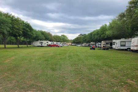 Farmer's Cove RV Park