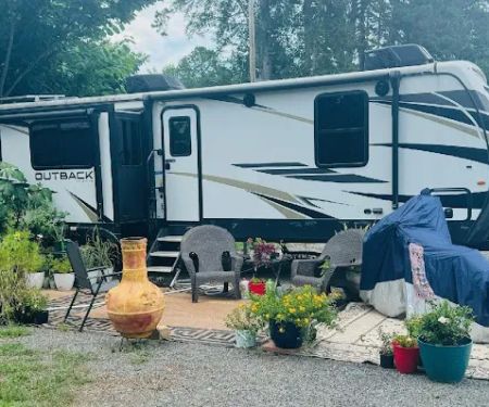 Ace RV Hideaway