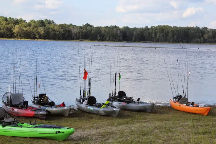 Crockett Lakefront Rv Resort & Marina 7