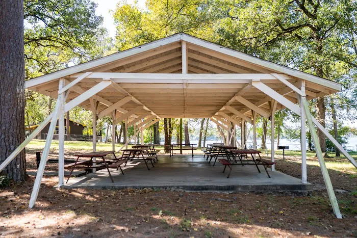 Crockett Lakefront Rv Resort & Marina 6