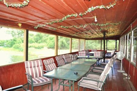 Crockett Lakefront Rv Resort & Marina