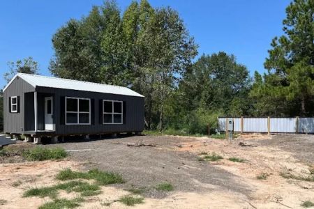 Lovelady Tiny Home & RV Park