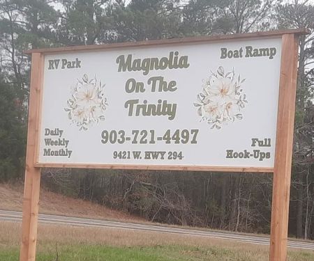 Magnolia on the Trinity Rv Park and BoatRamp