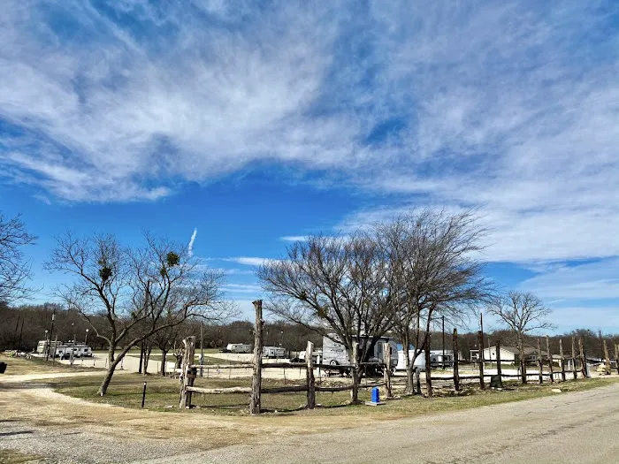 Flying Pig RV Park 4
