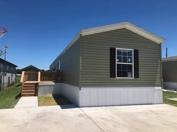 Newark Mobile Home Community 5