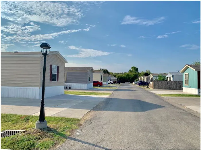 Newark Mobile Home Community 4