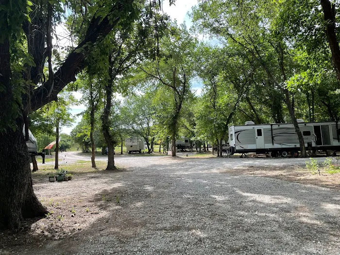 Campfire RV Park 4