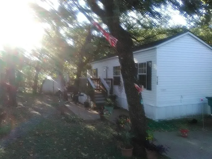 Leisure Living Mobile Home Park 3
