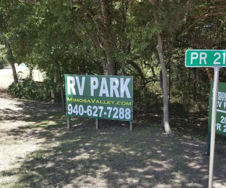 MIMOSA VALLEY RV PARK Decatur TX Gated LONG-TERM RV parking BY APPOINTMENT