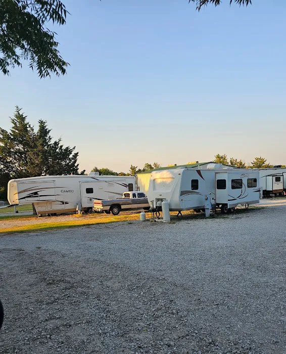 MIMOSA VALLEY RV PARK Decatur TX Gated LONG-TERM RV parking BY APPOINTMENT 2