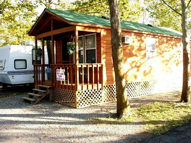 Dallas Hi Ho RV Park 9