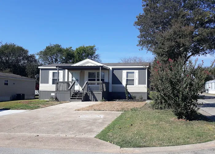 Forest Glenn Mobile Home Community 2
