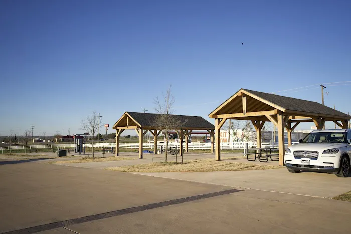 Crossroads Luxury RV Park 8