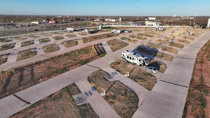 Crossroads Luxury RV Park 4
