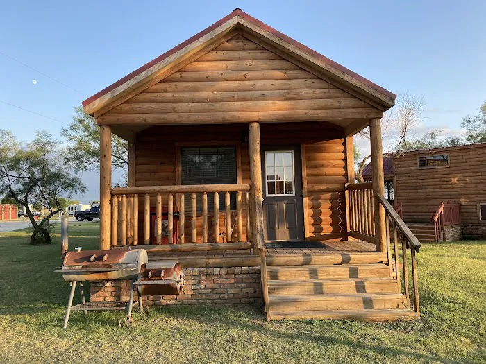 Coyote Ranch Resort Family Campground and Cabins 7