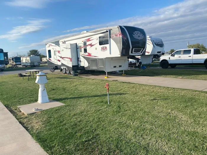 Coyote Ranch Resort Family Campground and Cabins 10