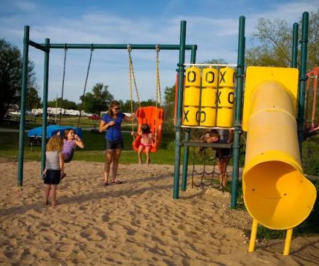 Flagstop Resort & RV Park