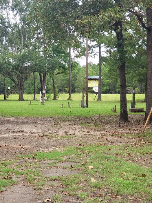 G & D's Loop 149 RV Park 8