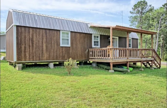 K&M Lake Rentals RV Park & Cabins 1