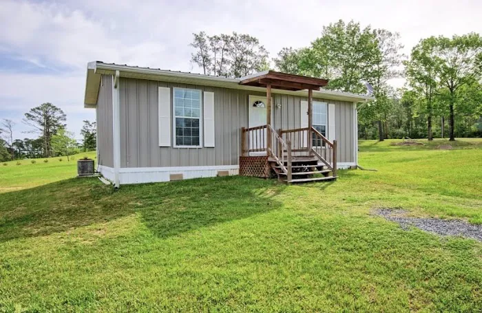 K&M Lake Rentals RV Park & Cabins 9
